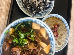 卤煮火烧-门框胡同百年卤煮(新街口店)