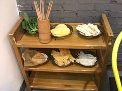 -锅来乐地锅鸡(安亭店)
