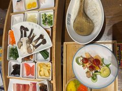 -芸南道·过桥米线(昆明老街旗舰店)