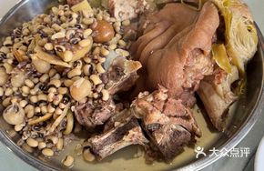 Bawang Flower Stewed Pork