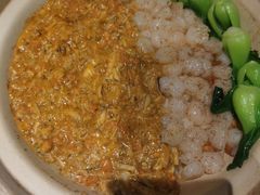 蟹黄煲仔饭-屋里厢上海菜馆