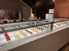 -潮一不贰·法式甜品·生日蛋糕·西式简餐(外滩店)