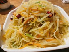 酸辣土豆丝-大闫家烧烤·小海鲜家常菜(郑庄店)