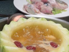 -得意咚瓜·顺德鱼生·冬瓜火锅(深圳首店)