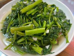 -芦茨金富饭庄·25年老字号·专做稻草鸡
