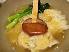 鲜虾云吞面-色香味(澳门巴黎人店)