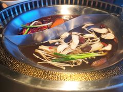 -辣伍鲜毛肚老火锅(元一店)