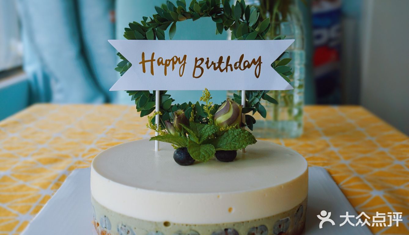 不用烤箱的慕斯蛋糕配方来咯