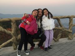 -鬼笑石后山停车场