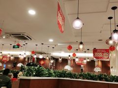 大堂-粤仔湾砂锅粥(滨湖万达店)