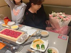 -海底捞火锅(曹安公路店)