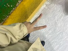 -正佳冰河湾真冰滑冰场