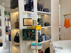 -六六奢品·vintage中古·回收二手奢侈品包包手表首饰(环球港店)