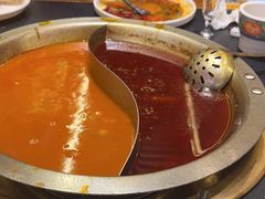 -沸炉重庆老火锅(军事博物馆店)