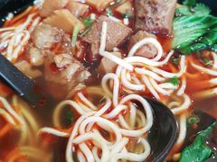 -李先生牛肉面(东一商场店)