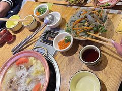 -阿婆情腊排骨火锅(古城旗舰店)