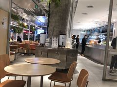 大堂-老乡鸡(上海白玉兰广场店)