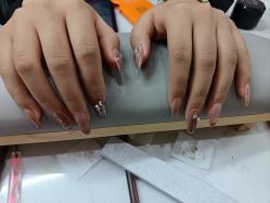 -瞧·享轻奢美甲美睫