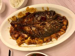 红烧豆腐烩小黄鱼-玲珑餐厅(陕西南路店)