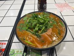 -肥汁米蘭香港米线(长宁来福士店)