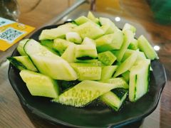 凉拌黄瓜-壹阁胡羊焖饼(特色小吃街店)