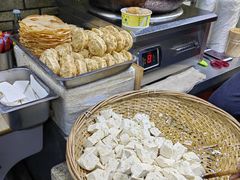 -仓桥直街臭豆腐