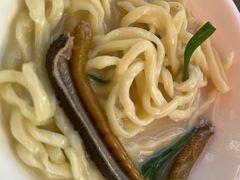 -三百碗宝应长鱼面(板仓街店)