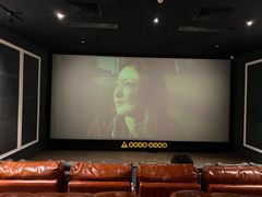 -中影100都市影城(彩虹城店)