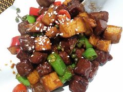 -卯火锅(人和协信店)