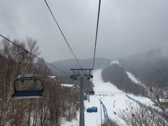 -亚布力新体委滑雪场