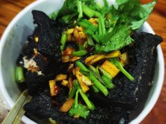 -黑色经典臭豆腐·湖南特产(坡子街特产局店)