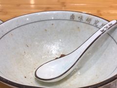 -狮头牌卤味研究所·卤味饭(花城汇南区店)