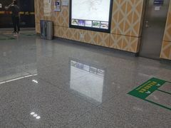 -闸弄口(地铁站)