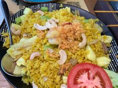 泰式菠萝海鲜炒饭-摩登有记·新派泰国菜(银钻广场店)