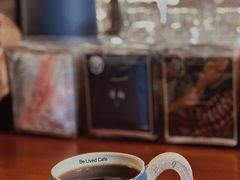 -Be Lived Cafe比例咖啡(摩天轮店)