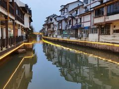 -南门头上美食街