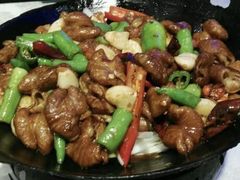 干锅肥肠-阿三鱼头泡饼·家常菜