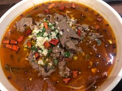 水煮牛肉-大食代美食广场(迪士尼小镇店)