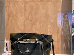-VivienneWestwood(万象城店)