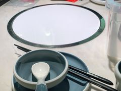 -左庭右院鲜牛肉火锅(浦江欢乐颂店)