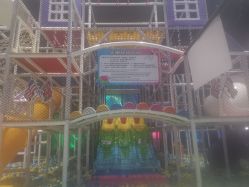 -失重星球乐园·蹦床馆(欢乐谷店)