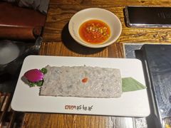 -老牌坊云南鱼豆花火锅(哈西万达店)