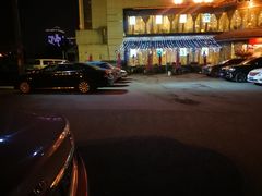 -夏联福记大酒店-停车场