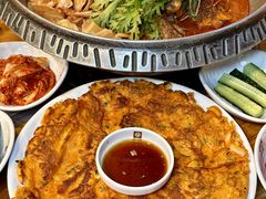 -喇喇排骨火锅·传统韩式脊骨汤(望京西园总店)