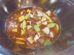 -哈尔滨烧烤·山河村铁锅炖(交大店)