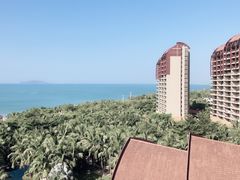 -三亚湾海居铂尔曼度假酒店