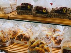 -苹果花园(龙漕路店)
