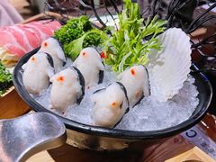 企鹅丸-湊湊火锅·茶憩(杭州湖滨银泰in77店)