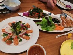 -Chom Cafe and Restaurant