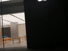 -Apple零售店(玄武湖店)